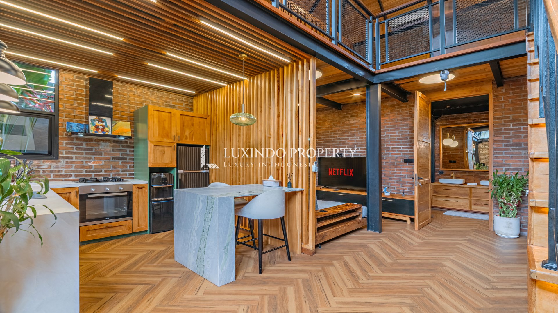 BABAKAN – STYLISH 1BR MODERN BALINESE MEZZANINE VILLA FOR LEASE (LHV1043)